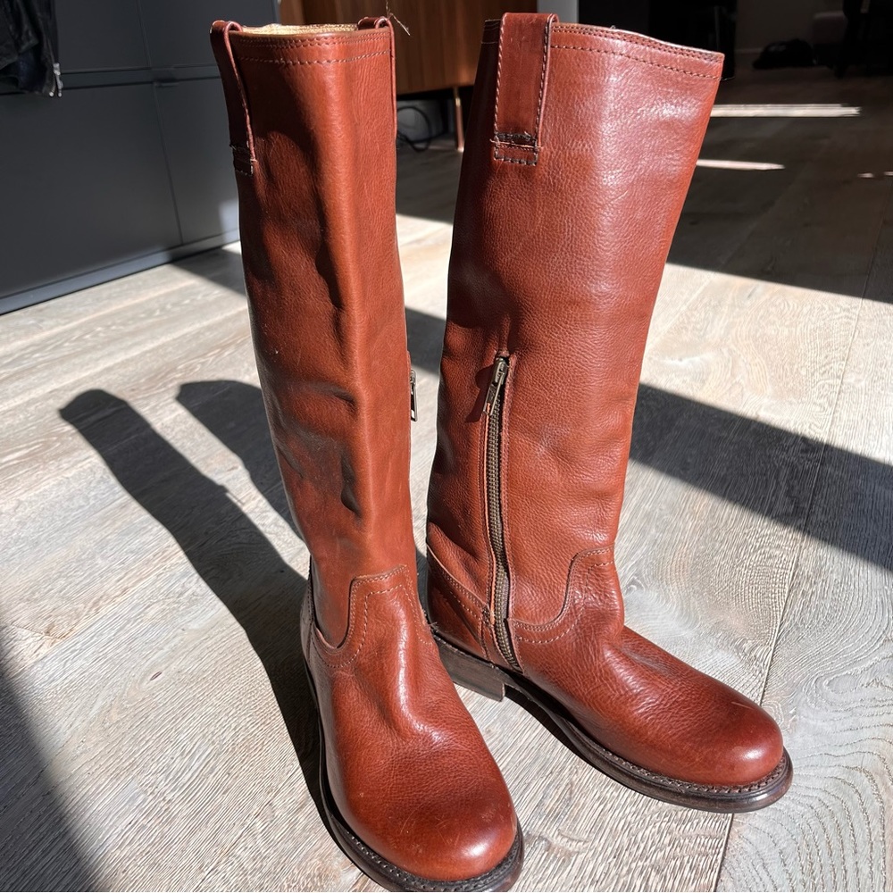 Frye leather riding boots cognac whiskey brown women size 5.5 EUC